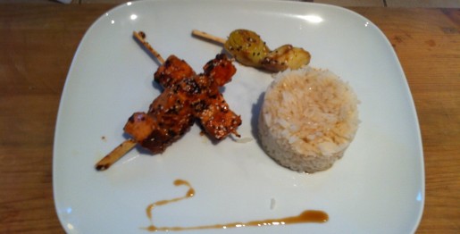 Yakitori de saumon aux graines de Sésame