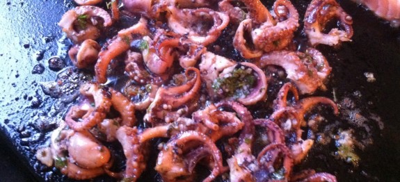 http://www.recettesplancha.com/wp-content/uploads/2014/06/poulpe-a-la-plancha-575x262.jpg